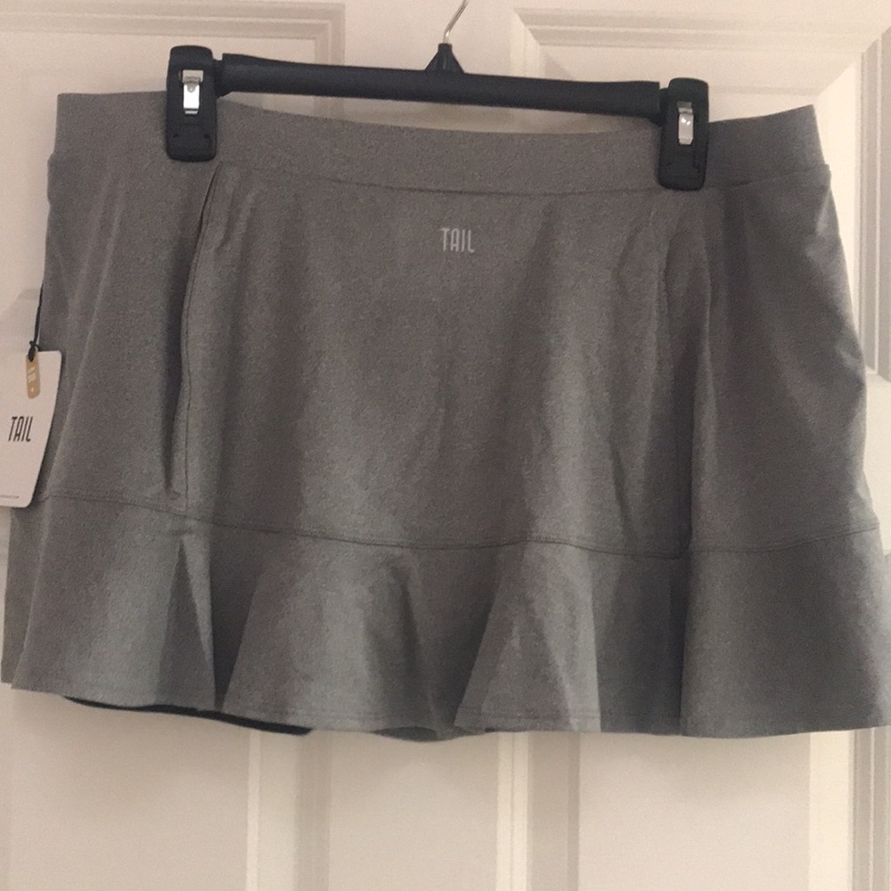 Tail Gray Flounce Hem Skort - Picture 6 of 10